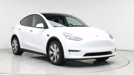 TESLA MODEL Y 2023 7SAYGDEE6PA200600 image